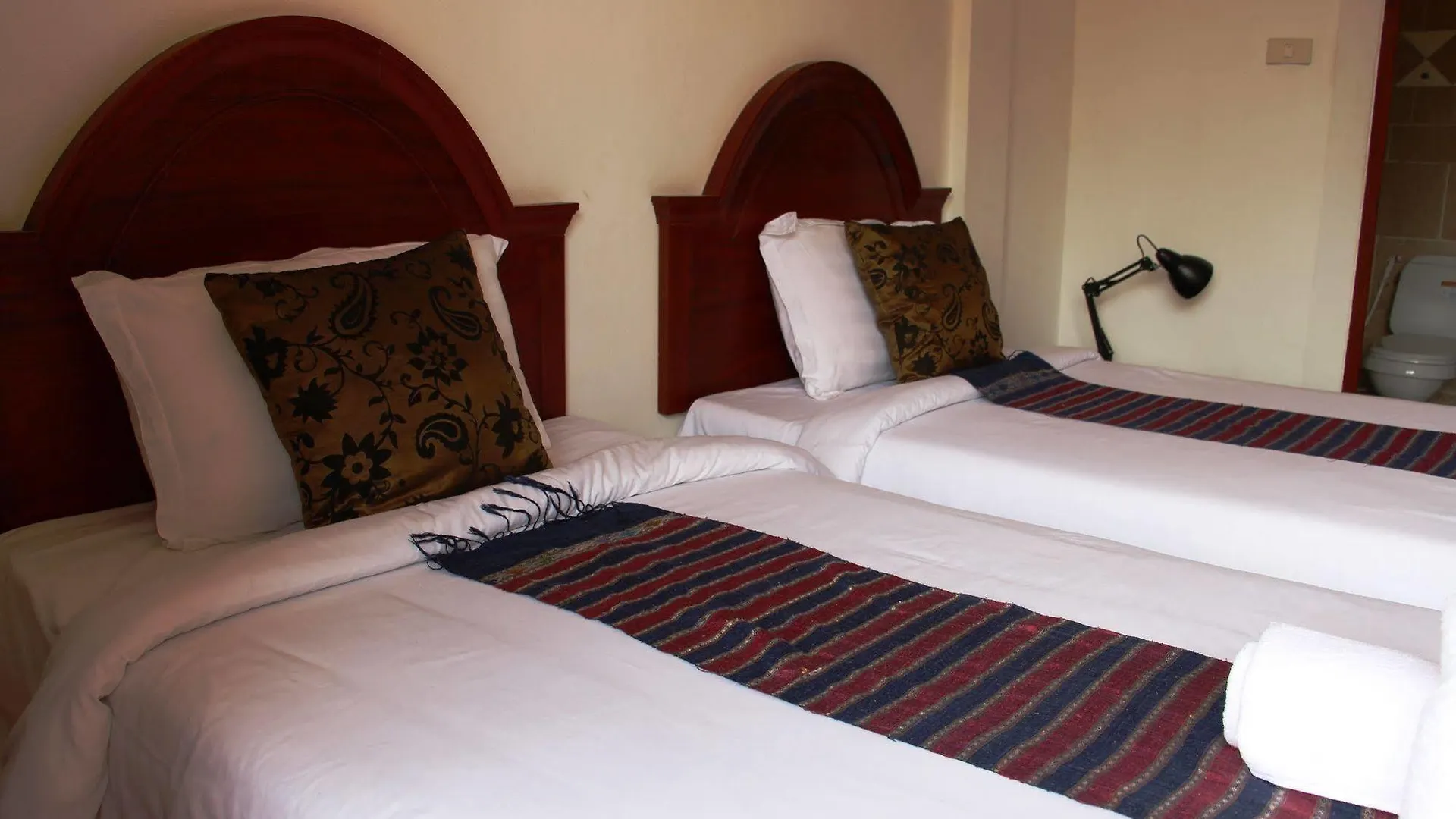 The View Pavilion Luang Prabang 3*,